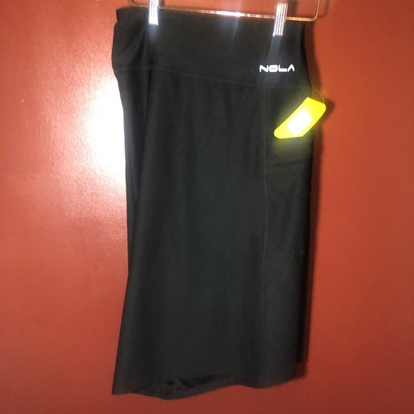 New  with tags  Nola collection addition Elle Athletic Shorts - Picture 2 of 15